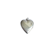 Load image into Gallery viewer, Vintage Sterling Silver Heart-Shaped Locket