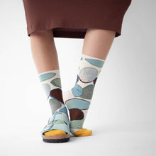 Load image into Gallery viewer, Socks Natural Pebble
