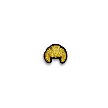 Load image into Gallery viewer, Brooch Croissant
