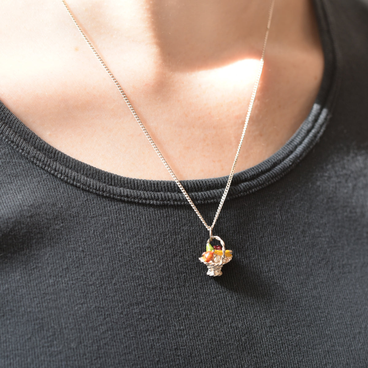 Silver chain necklace