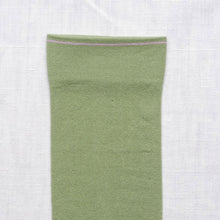 Load image into Gallery viewer, Socks Olive with Lilac
