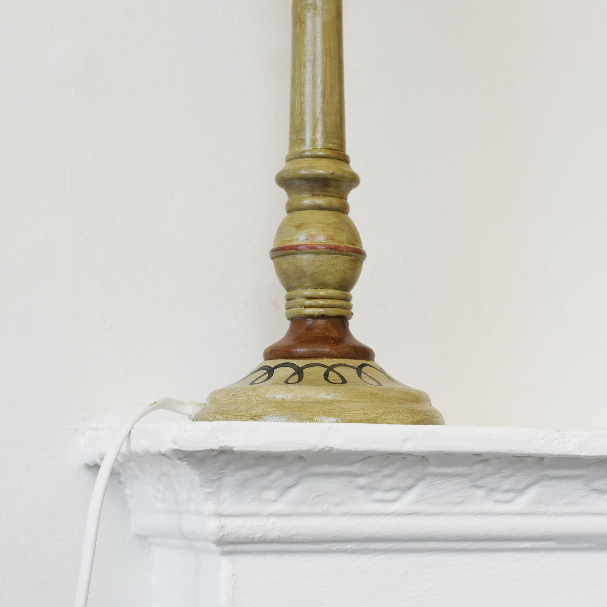 Hand Painted Table Lamp Stand Small